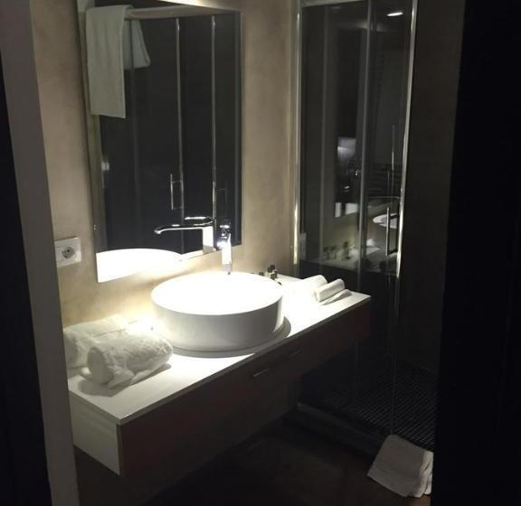 חדר סטנדרט עם מרפסת, La Rocca Guest House & Spa