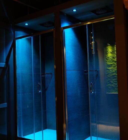 חדר סטנדרט עם מרפסת, La Rocca Guest House & Spa