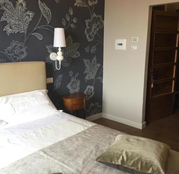 חדר דלוקס עם מרפסת, La Rocca Guest House & Spa