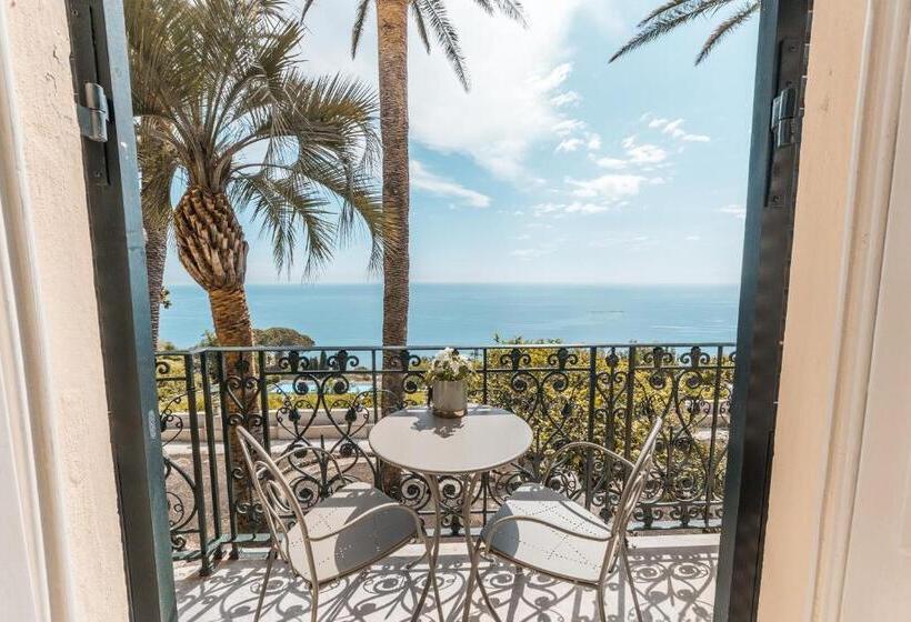 オーシャンビュージュニアスイート, Villa Riviera Resort