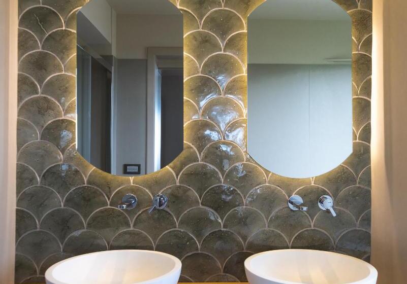 ジェットバス付きオーシャンビュースイート, Villa Riviera Resort