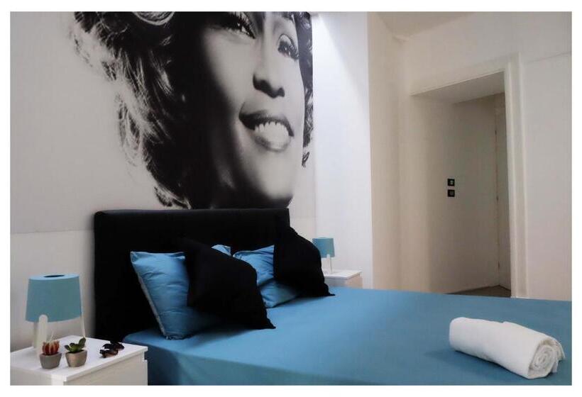 اتاق لوکس, B&b Elmi