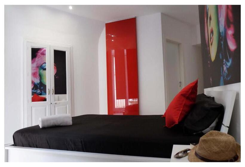 اتاق استاندارد با بالکن, B&b Elmi