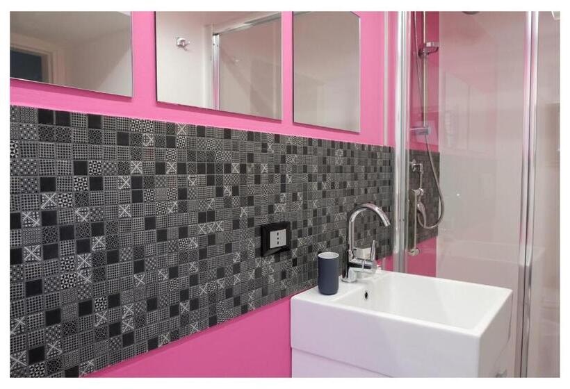 اتاق سوپریور با تخت بزرگ, B&b Elmi