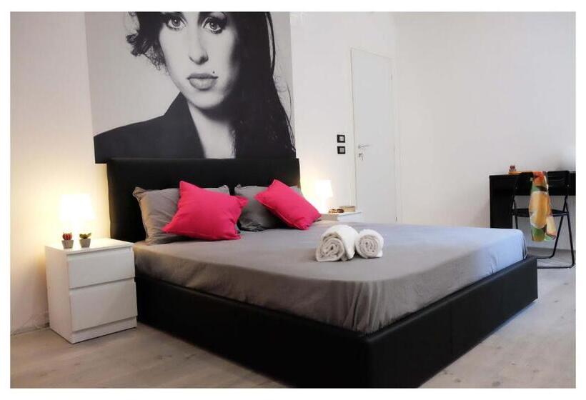 اتاق سوپریور با تخت بزرگ, B&b Elmi