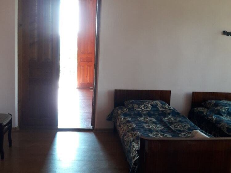 تختخواب در اتاق مشترک, Cozy Home