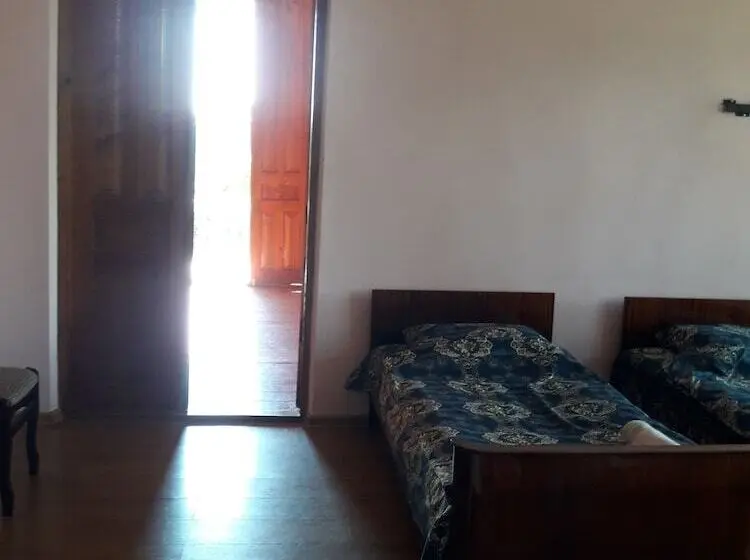 تختخواب در اتاق مشترک, Cozy Home