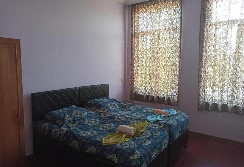 اتاق استاندارد با چشم‌انداز باغ, Cozy Home