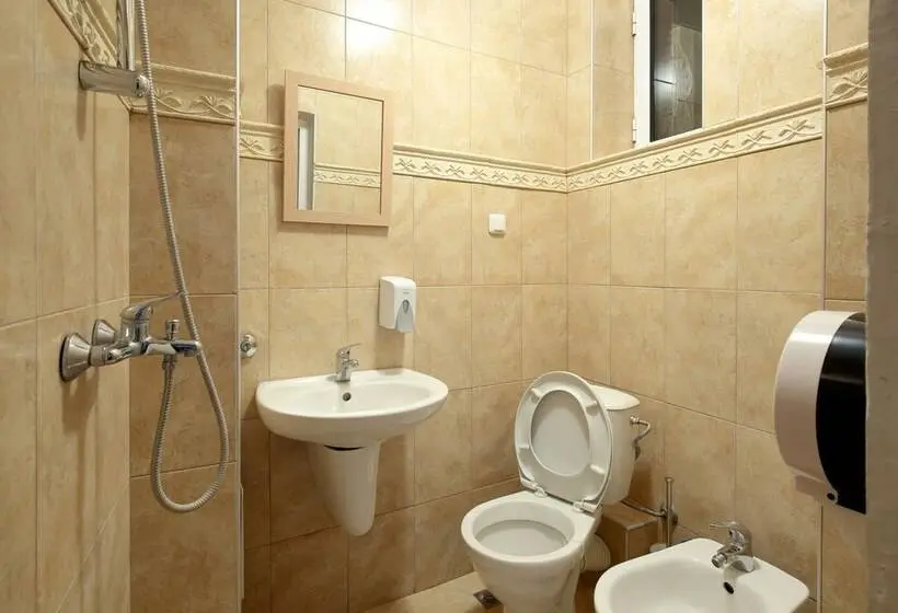 2ベッドルームデラックスアパートメント, Hostel Musala