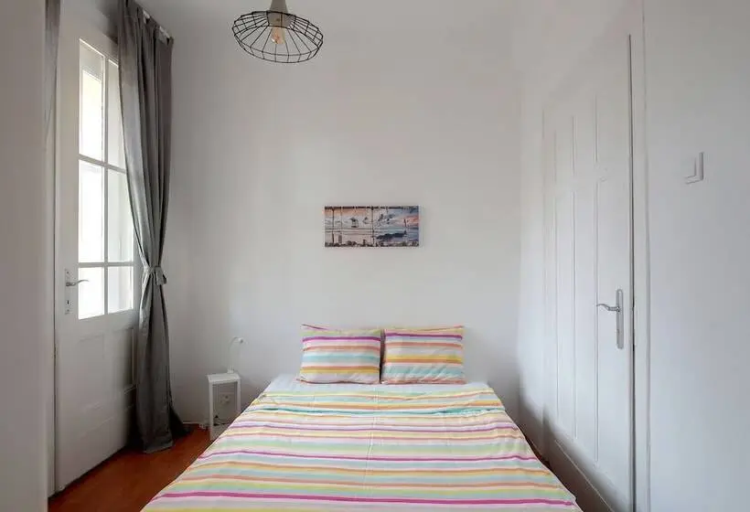 2ベッドルームデラックスアパートメント, Hostel Musala