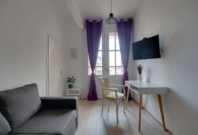 2ベッドルームデラックスアパートメント, Hostel Musala