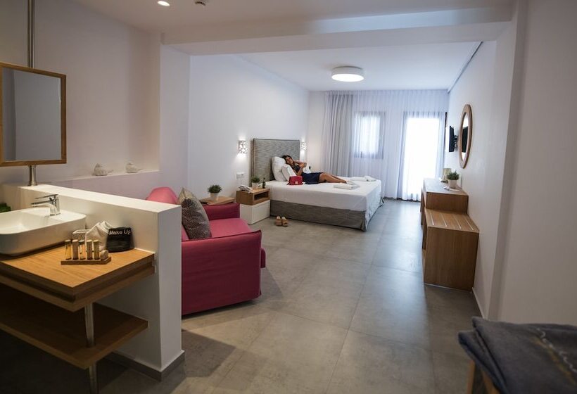 سوییت لوکس, Natura Luxury Boutique Hotel Skopelos