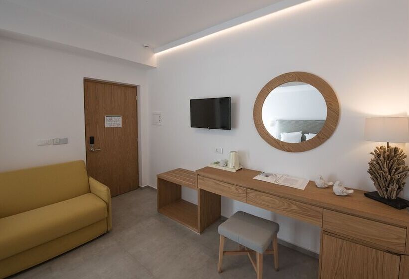 سوییت خانوادگی, Natura Luxury Boutique Hotel Skopelos