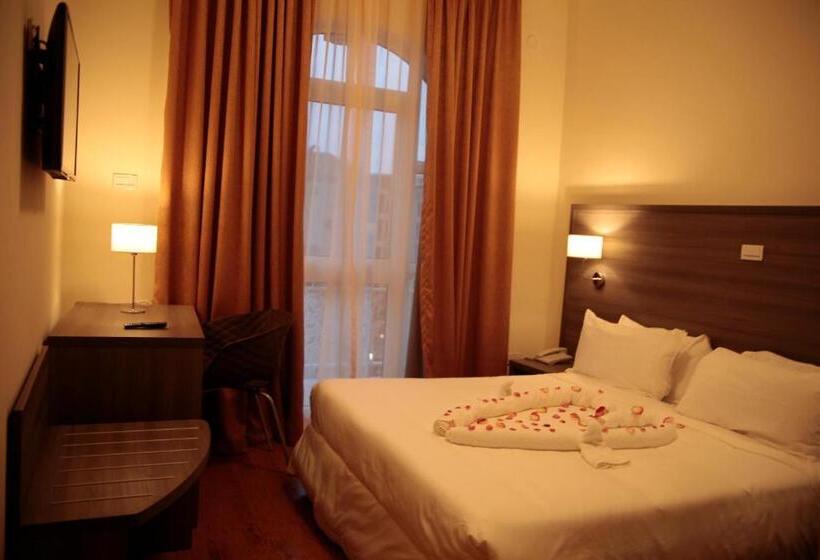 اتاق استاندارد, Venetian