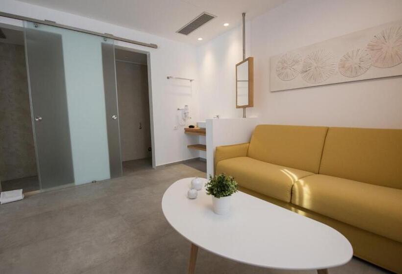 سوییت خانوادگی, Natura Luxury Boutique Hotel Skopelos