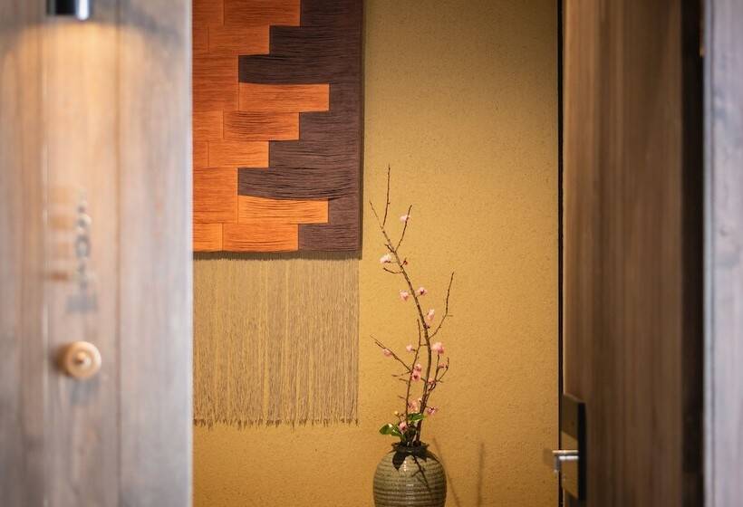 デラックスルーム, Nazuna Kyoto Gosho