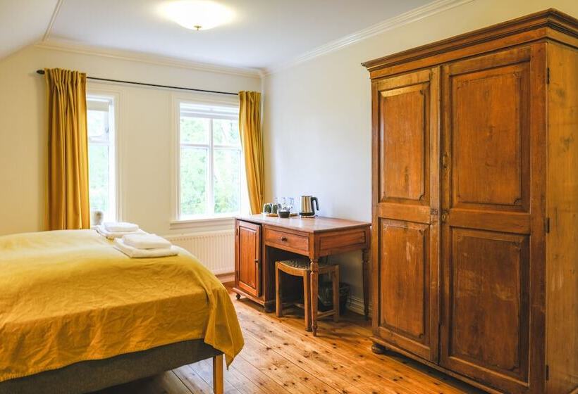 اتاق استاندارد چهار تخته, Bankinn   Hotel By Aldan