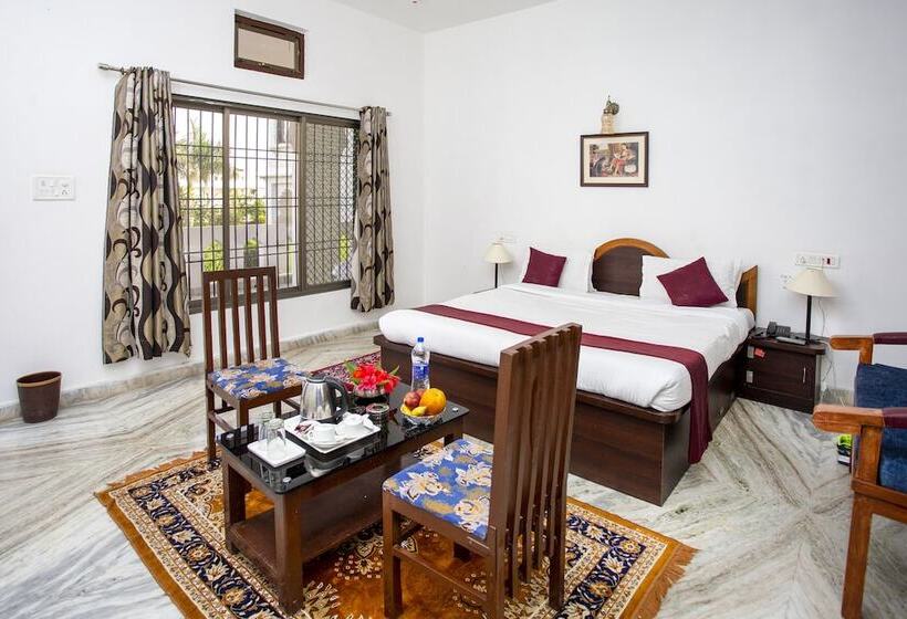 חדר דלוקס, Narayan Niwas Resort