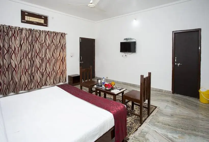 デラックスルーム, Narayan Niwas Resort