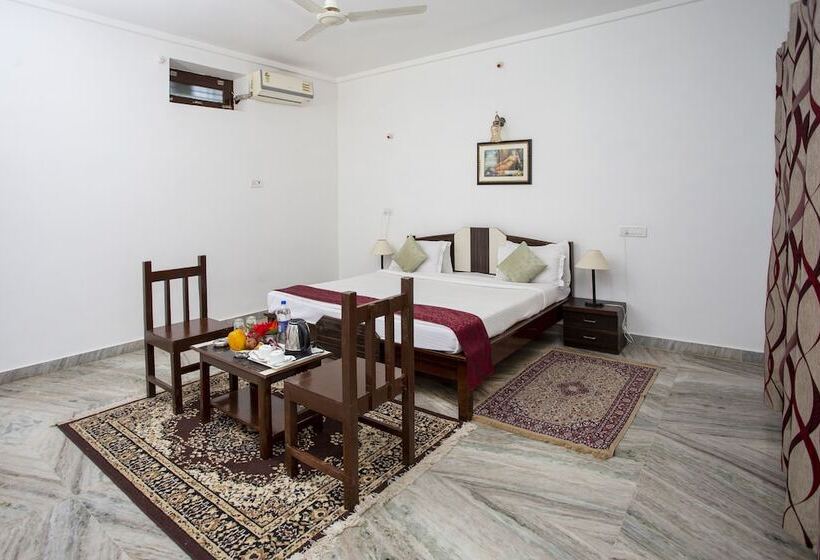 חדר דלוקס, Narayan Niwas Resort