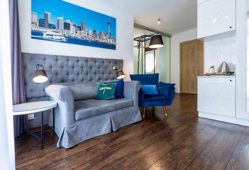 Номер Superior Кровать Кинг, Port 21 Pura Pool & Design Hotel   Adults Only