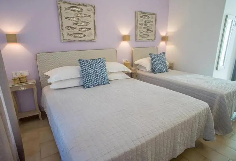 اتاق استاندارد سه نفره, Kirki Rooms