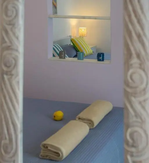 اتاق استاندارد چهار تخته, Kirki Rooms