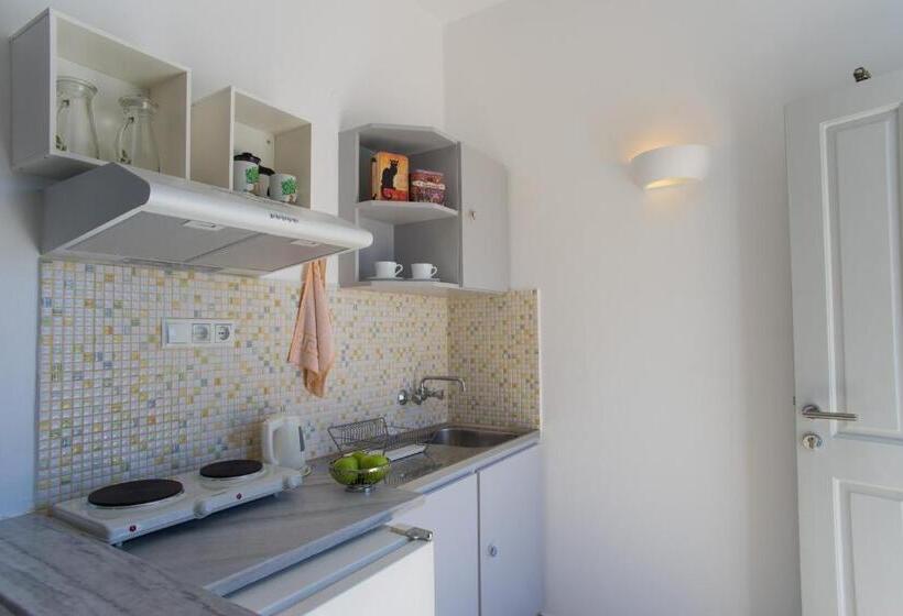 豪华房间, Kirki Rooms