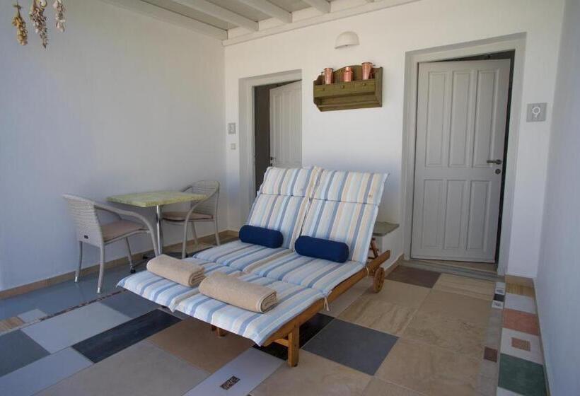 带露台的高档房间, Kirki Rooms