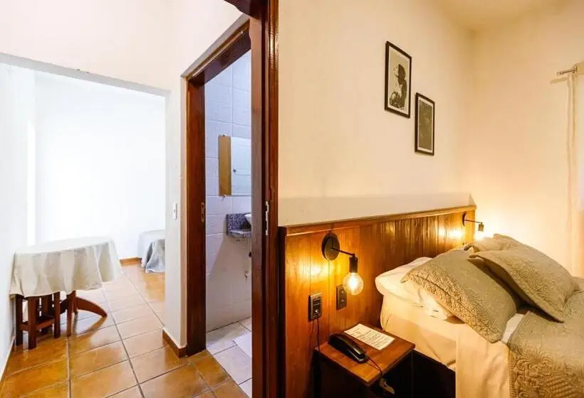 スタンダード４人部屋, Morro De Santo Agostinho