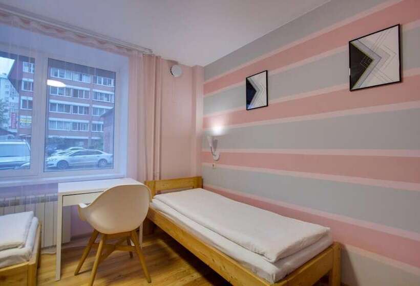 スタンダードルーム, Riverside Hostel