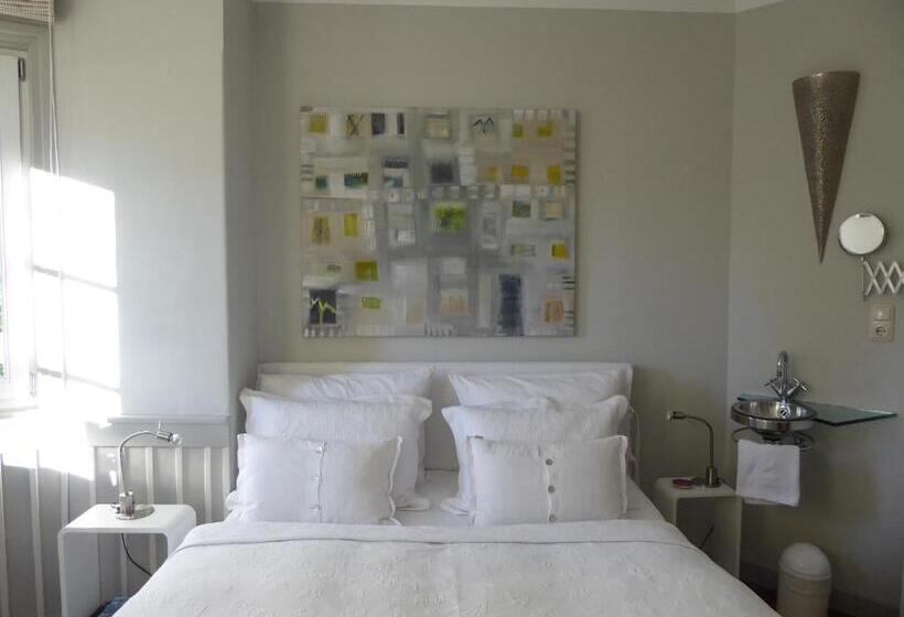 Standard room with outdoor bath, Am Eichholz Galerie & Art