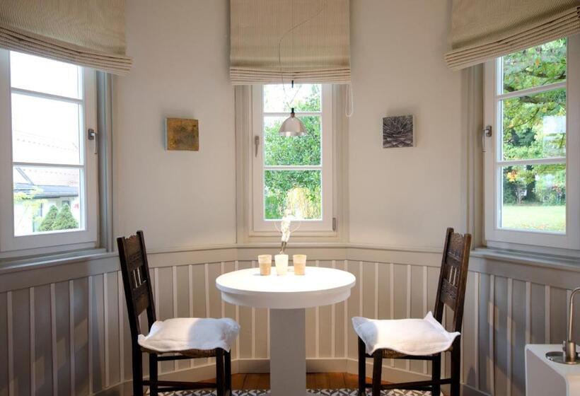 Standard room with outdoor bath, Am Eichholz Galerie & Art