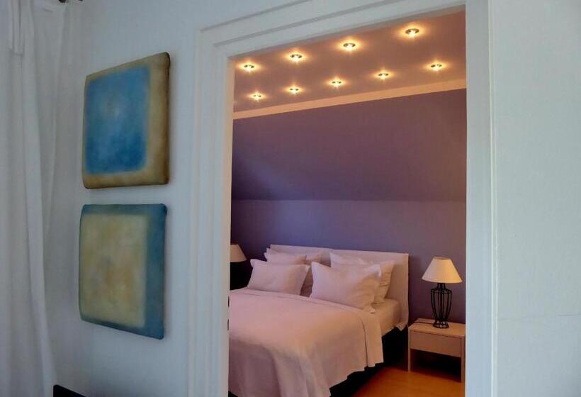 套房, Am Eichholz Galerie & Art