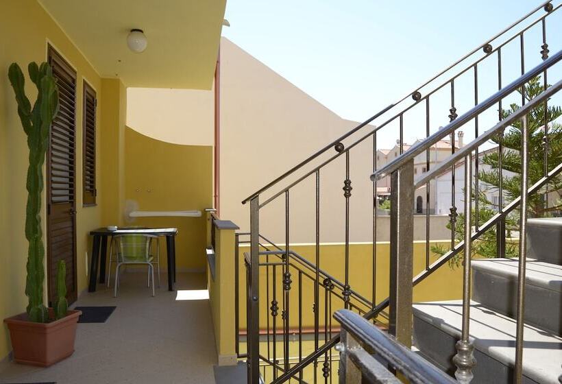 标准间带阳台, Affittacamere Al Mare