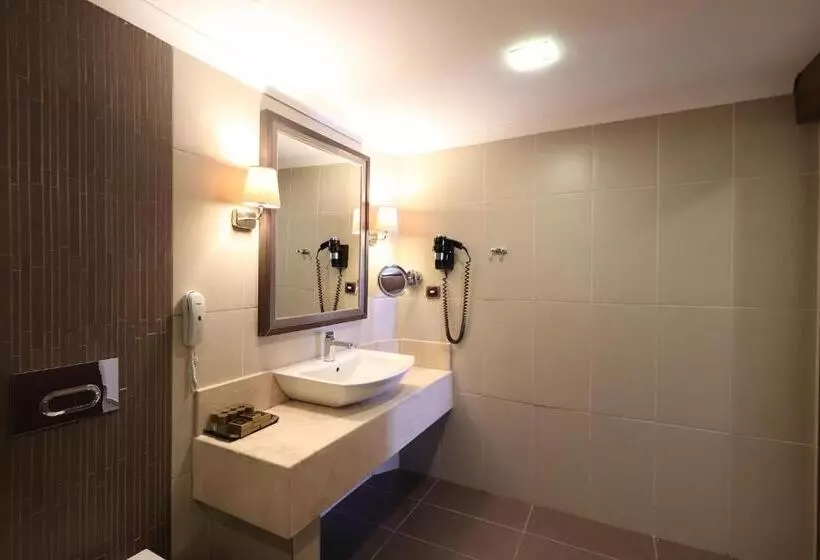 Habitació Deluxe Vista Jardí, Azka