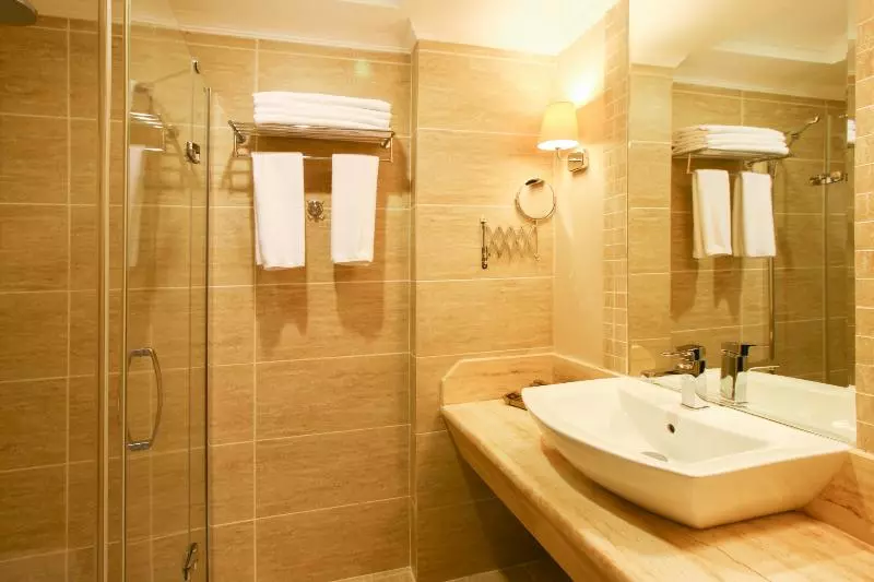 Habitació Deluxe Vista Jardí, Azka