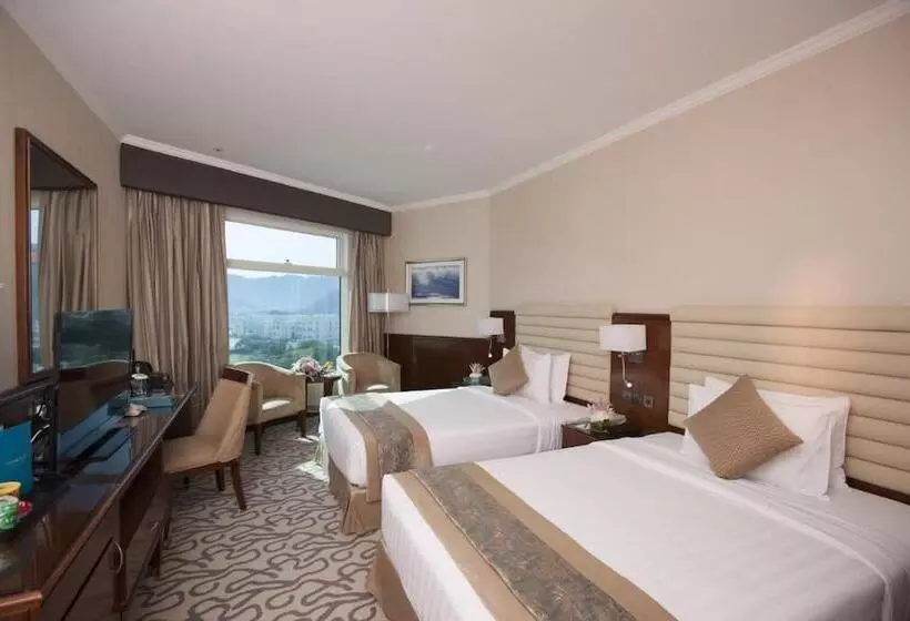デラックスファミリールーム, Oceanic Khorfakkan Resort & Spa
