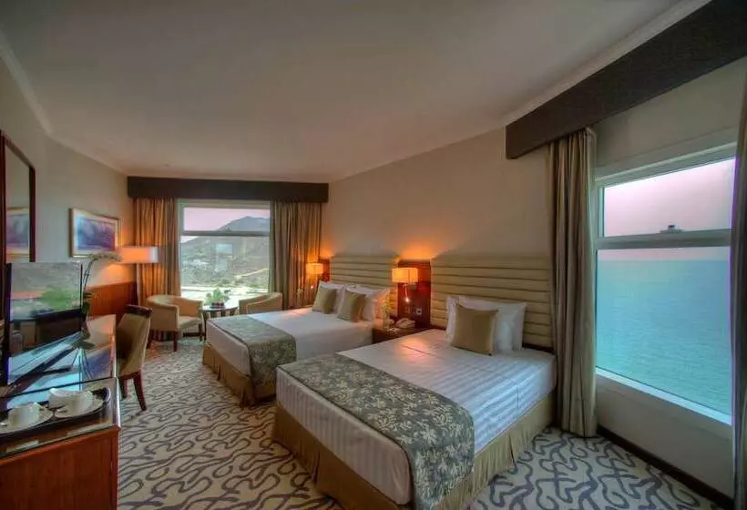 デラックスファミリールーム, Oceanic Khorfakkan Resort & Spa