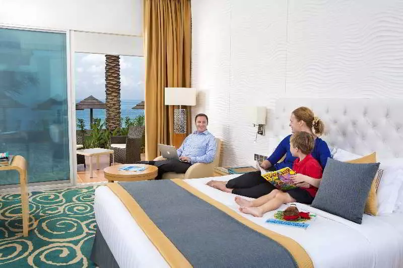 デラックスファミリールーム, Oceanic Khorfakkan Resort & Spa