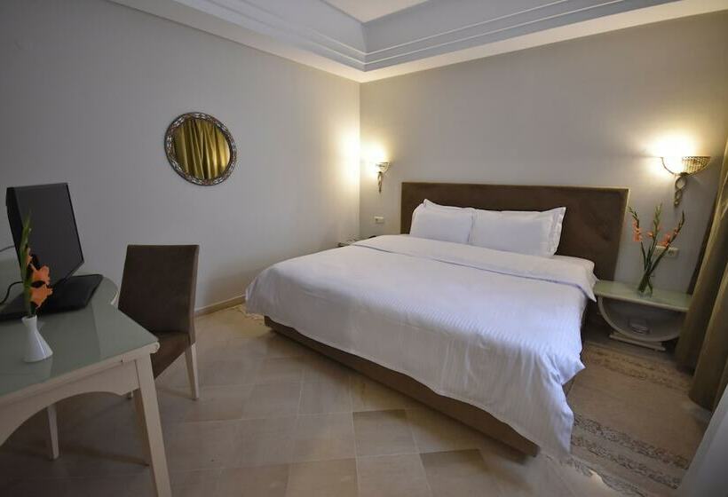 سوییت جونیور, Verdi Tunis Beach Resort