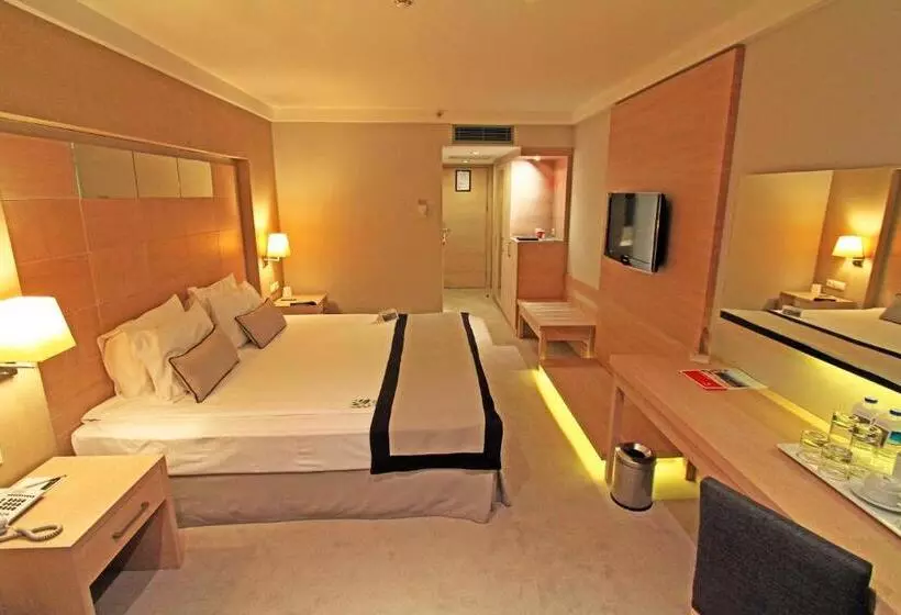 ガーデンビュースタンダードルーム, Ramada Resort By Wyndham Bodrum