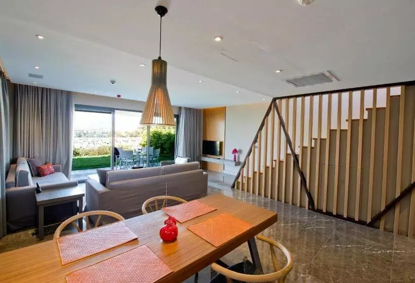 プール付き1ベッドルームヴィラ, Ramada Resort By Wyndham Bodrum
