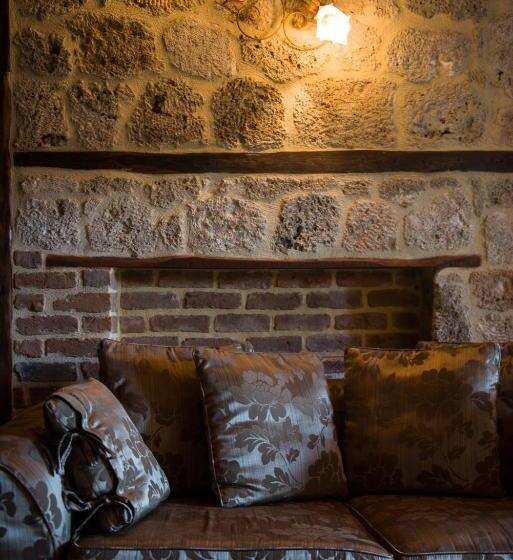 Люкс Мастер, Boutique Hotel Kokkino Spiti