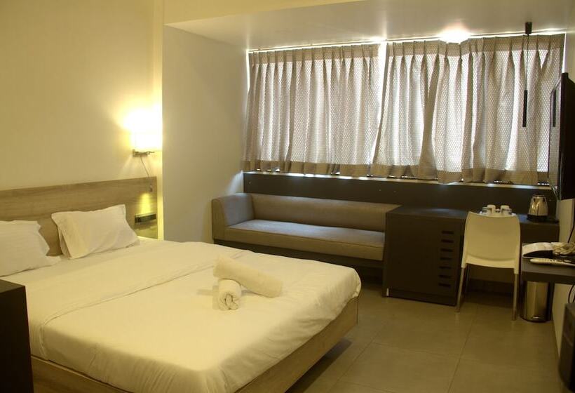 Quarto Executivo, Srujan Hotels 22 Suites