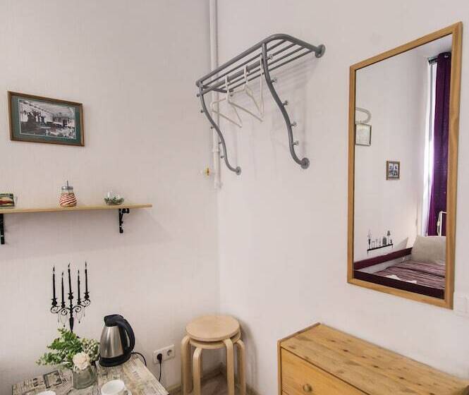 اتاق استاندارد, Ave Peter Hostel