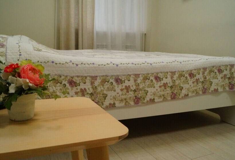 高级大房间, Podkova Omsk