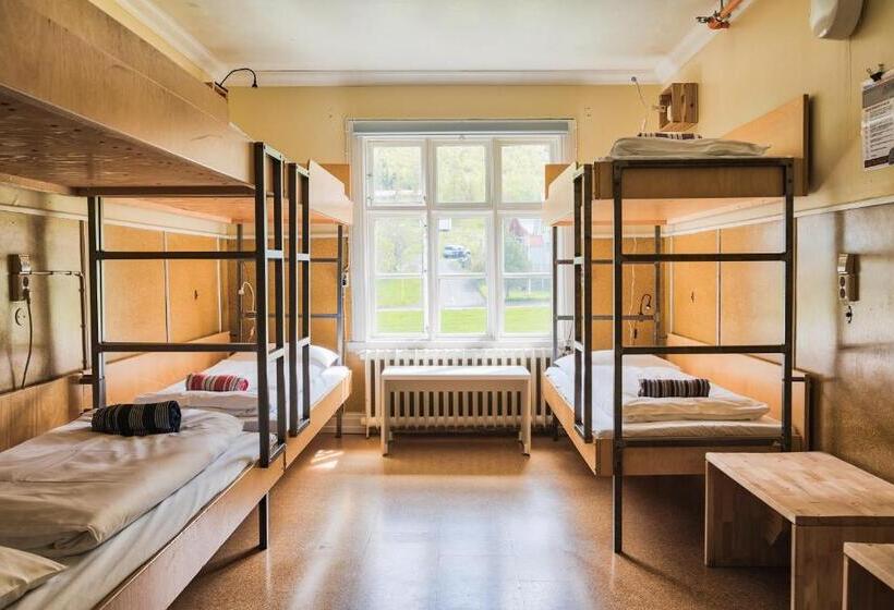 تختخواب در اتاق مشترک, Hafaldan Hi Hostel, Old Hospital Building