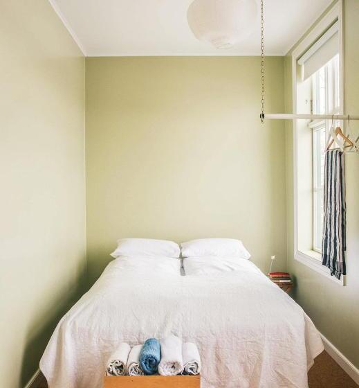 استودیوی استاندارد, Hafaldan Hi Hostel, Old Hospital Building