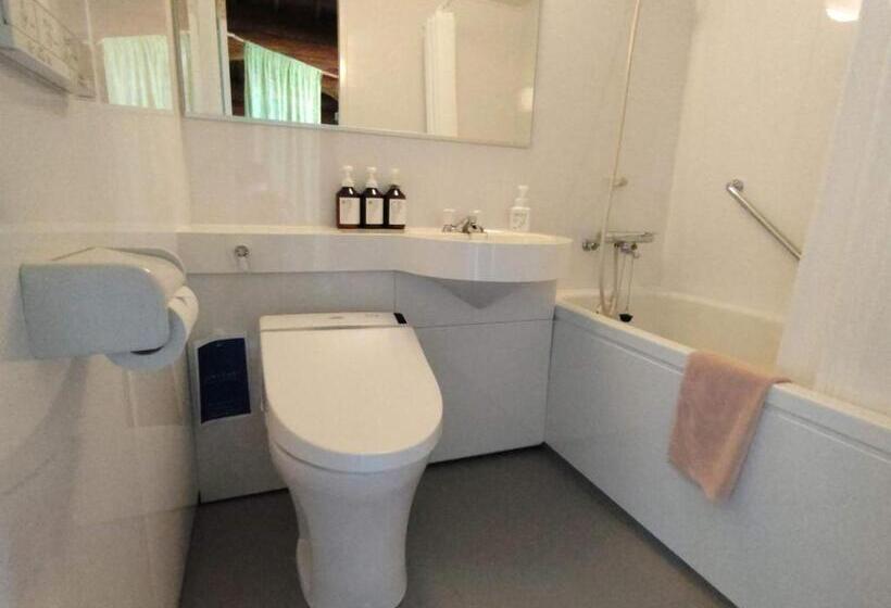 غرفة قياسية رباعية, Pension Shishikui